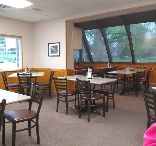 Bowens Family Dining (Bowens Drive-In) - From Web Listing (newer photo)